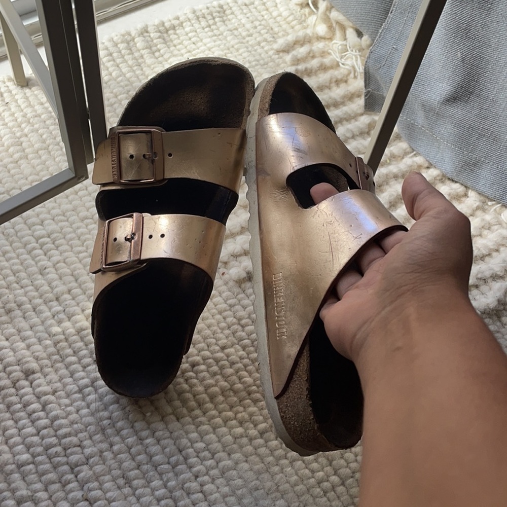 Birkenstock Rose gold leather Arizona sandals